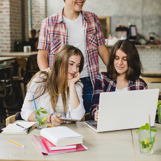 Νεό ψηφιακό εκπαιδευτικό υλικό στα φορντιστήρια Ιδιαίτερο